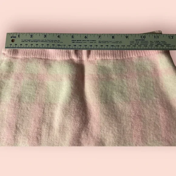 MABLE 2 Piece Set, Very Soft Sweater n / Mini Skirt - Picture 10 of 13